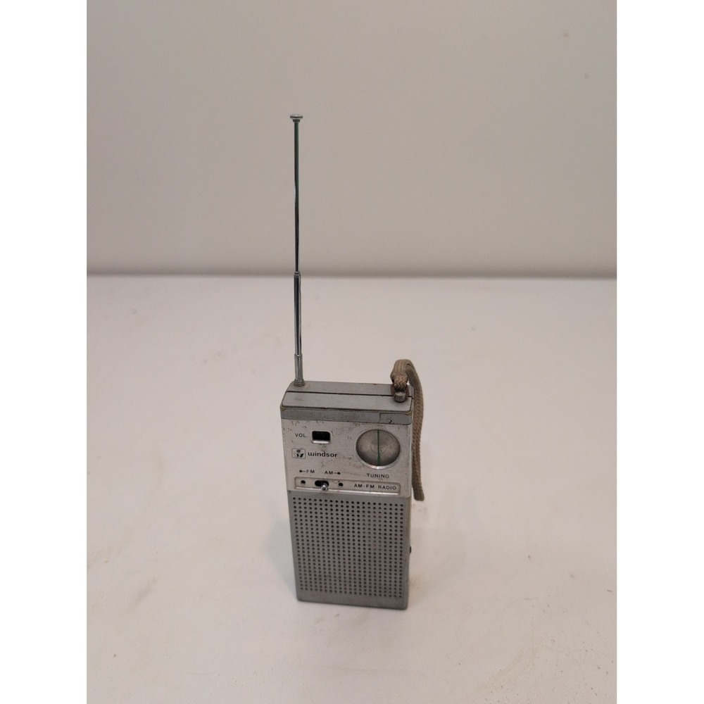 Vintage Windsor AM/FM Pocket Transistor Radio Model 2325S